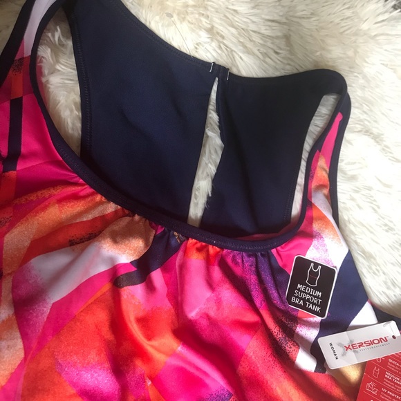 Xersion medium support bra tank - Picture 2 of 4